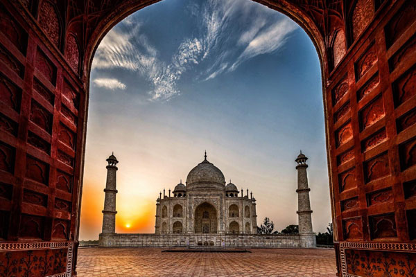 Sunrise Taj mahal Tour